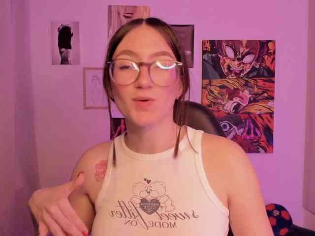 haannathompsoon webcam