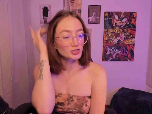 haannathompsoon webcam
