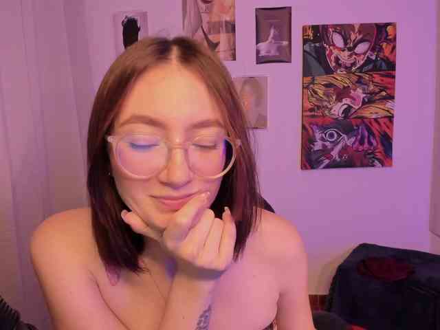 haannathompsoon webcam