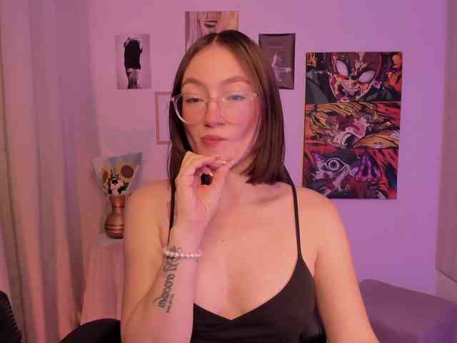 haannathompsoon webcam