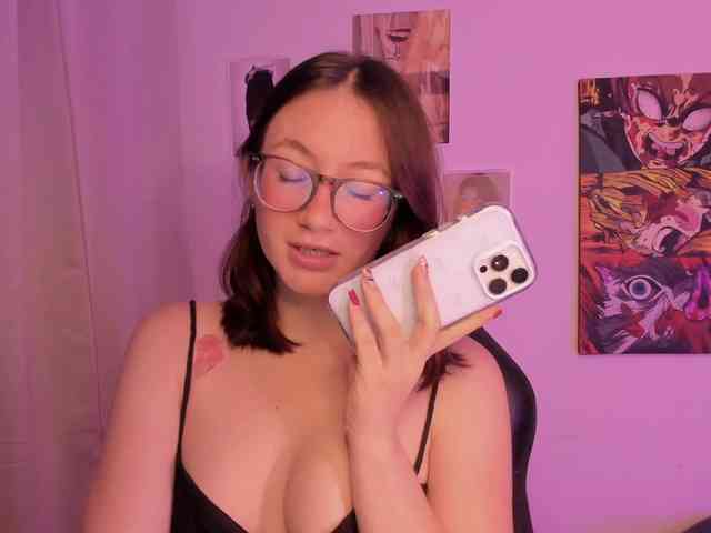 haannathompsoon webcam