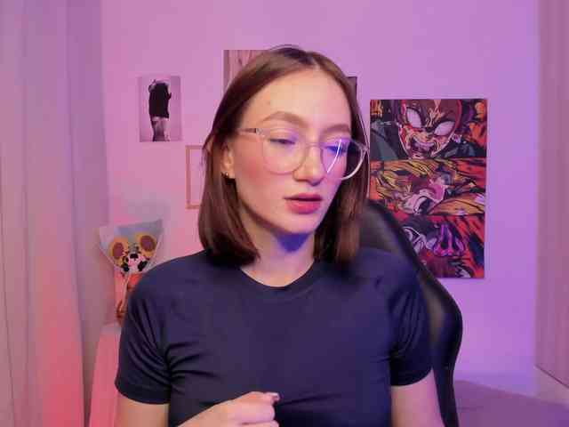 haannathompsoon webcam