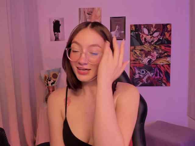 haannathompsoon webcam