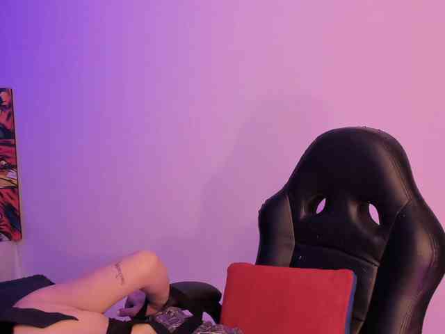 haannathompsoon webcam
