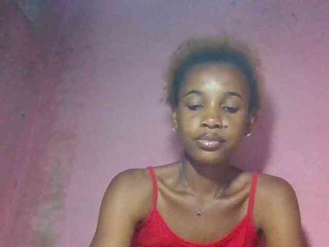 lindablonde webcam