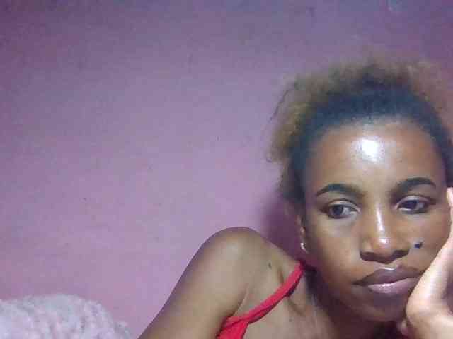 lindablonde webcam