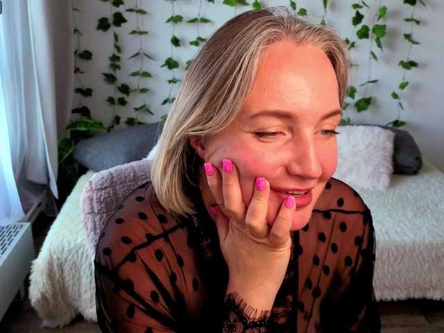 MonikaFoxys live cam on BongaCams