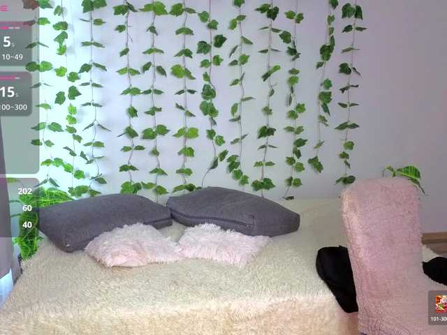 MonikaFoxys live cam on BongaCams