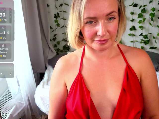 MonikaFoxys live cam on BongaCams