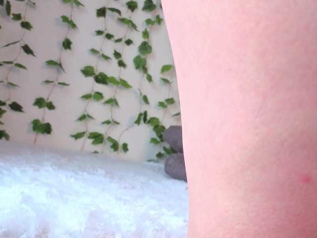 MonikaFoxys live cam on BongaCams