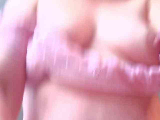 MonikaFoxys webcam