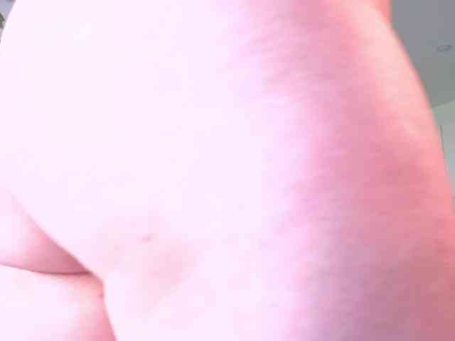 MonikaFoxys webcam