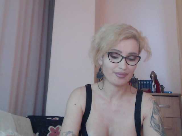 JADAPink live cam on BongaCams