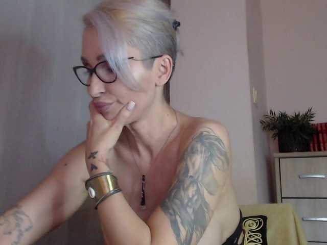 JADAPink live cam on BongaCams