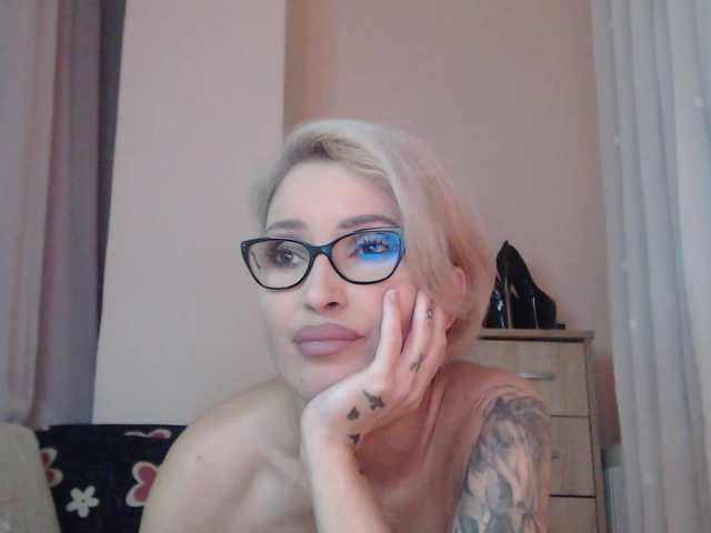 JADAPink live cam on BongaCams