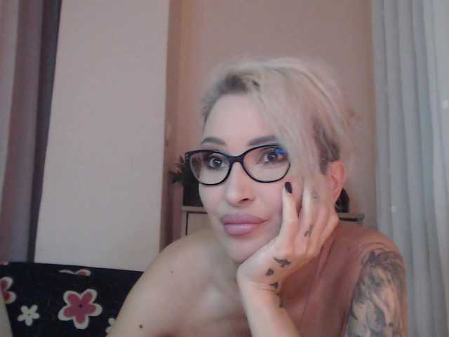 JADAPink live cam on BongaCams