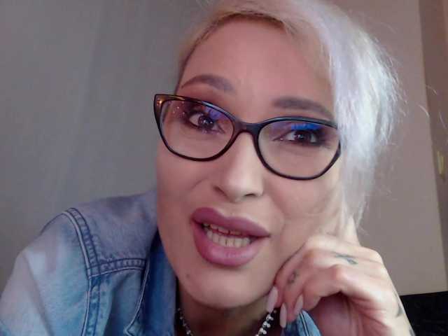 JADAPink live cam on BongaCams