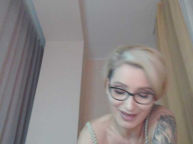 JADAPink live cam on BongaCams