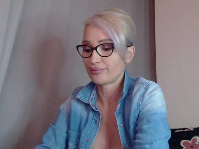 JADAPink live cam on BongaCams