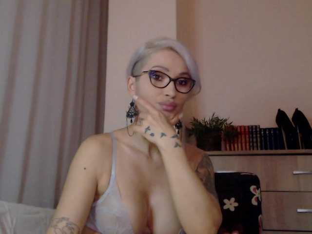 JADAPink live cam