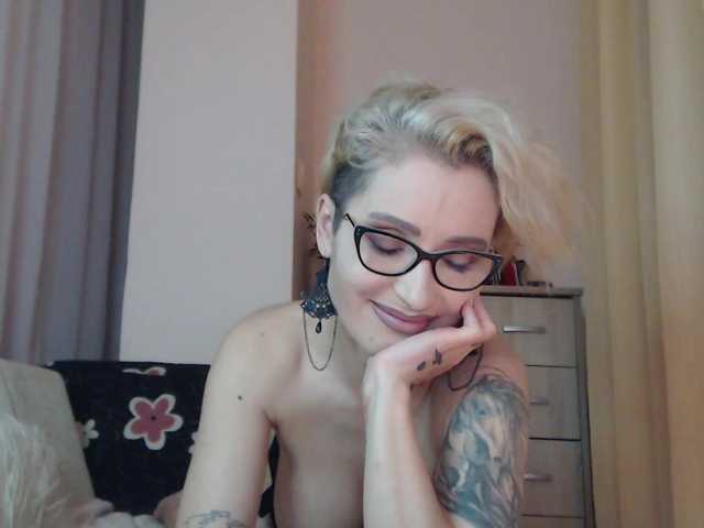 JADAPink live cam on BongaCams