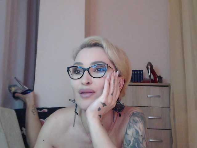 JADAPink live cam on BongaCams