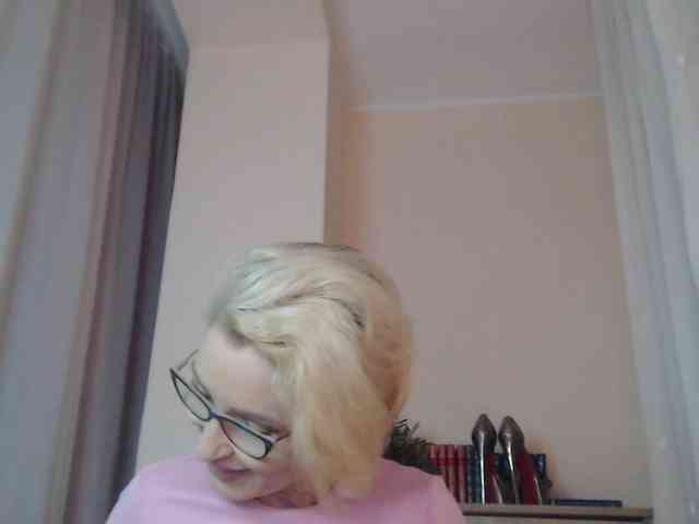 JADAPink webcam