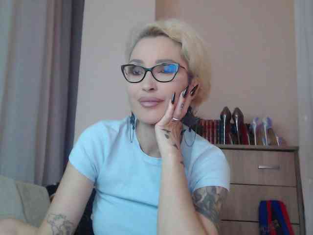 JADAPink webcam