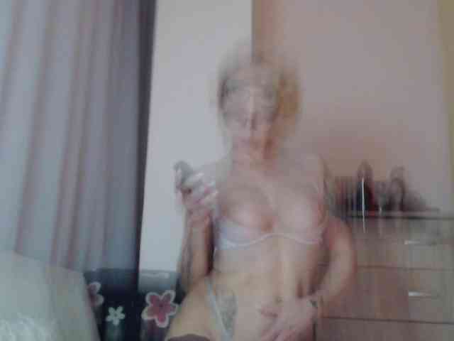 JADAPink webcam