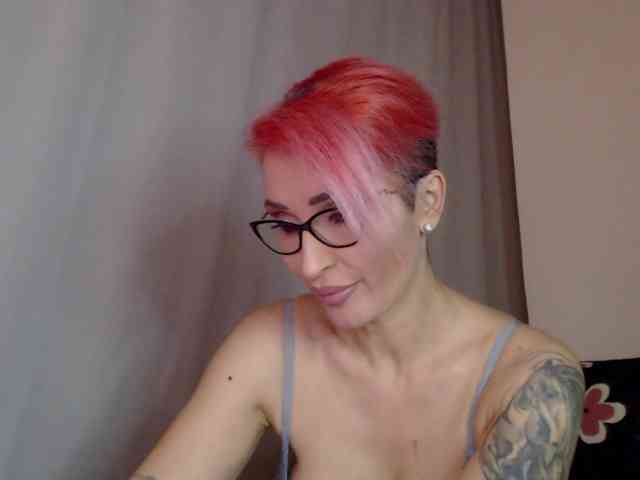 JADAPink webcam