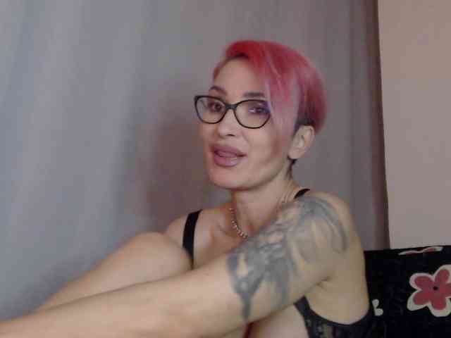 JADAPink webcam