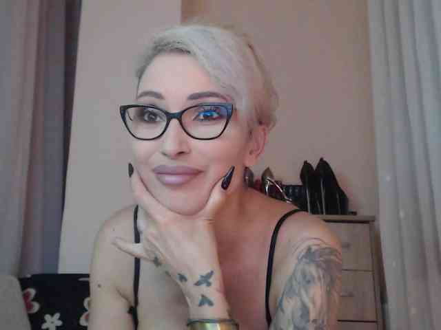 JADAPink webcam