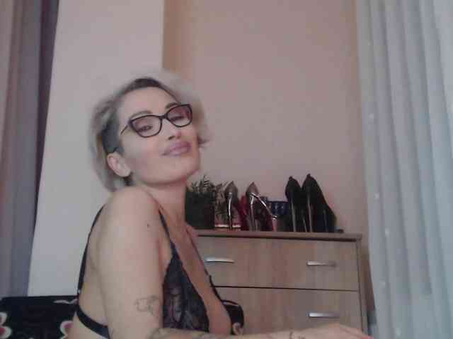 JADAPink webcam