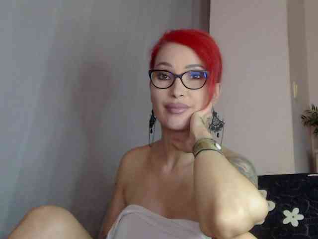 JADAPink webcam
