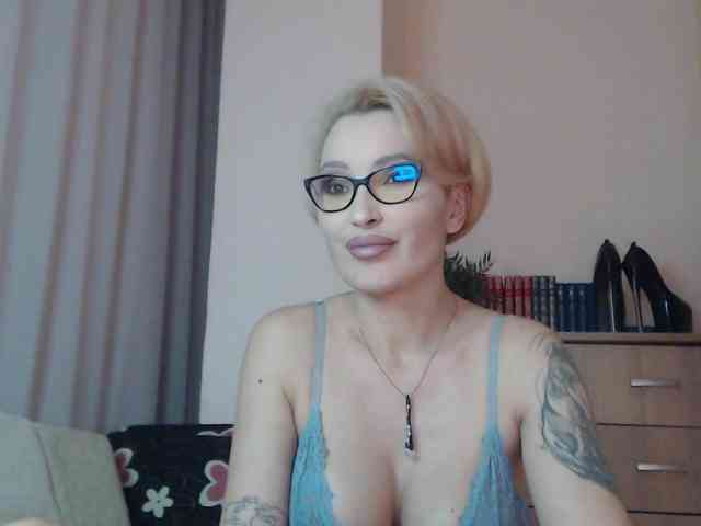 JADAPink webcam
