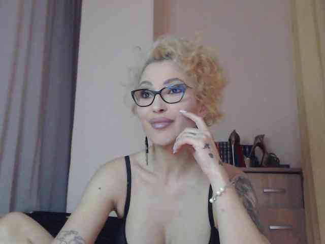 JADAPink webcam