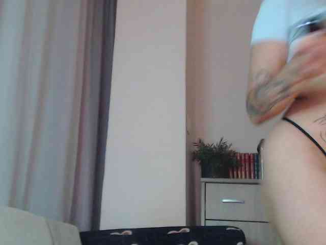 JADAPink webcam