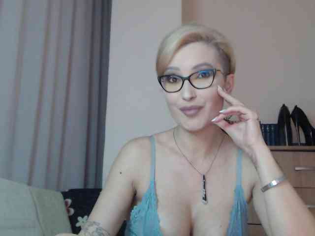 JADAPink webcam