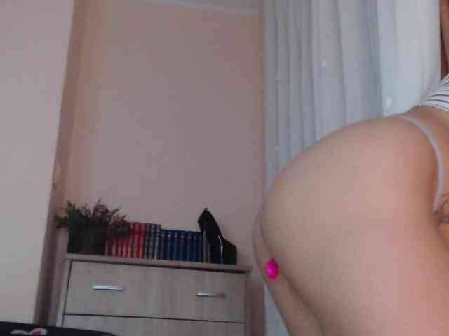 JADAPink webcam