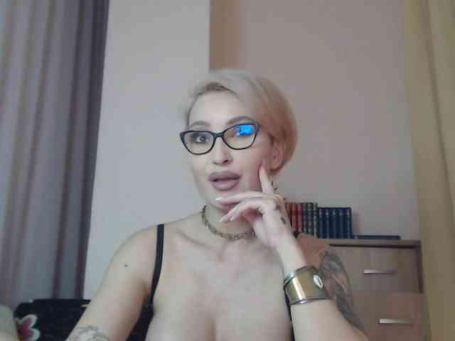 JADAPink webcam