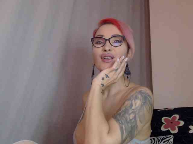 JADAPink webcam