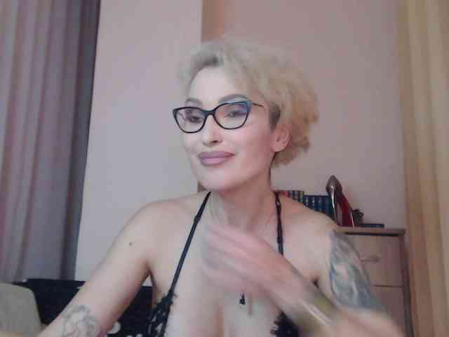 JADAPink webcam