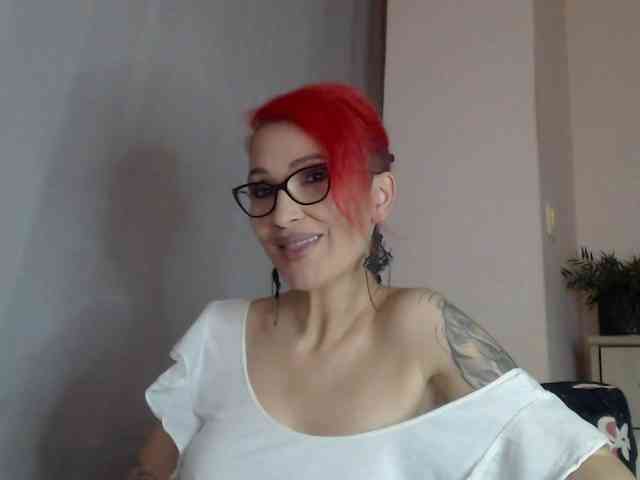 JADAPink webcam