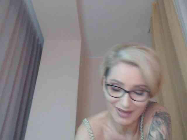 JADAPink webcam