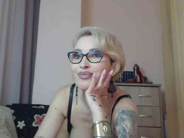JADAPink webcam