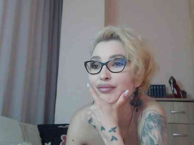 JADAPink webcam