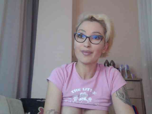 JADAPink webcam