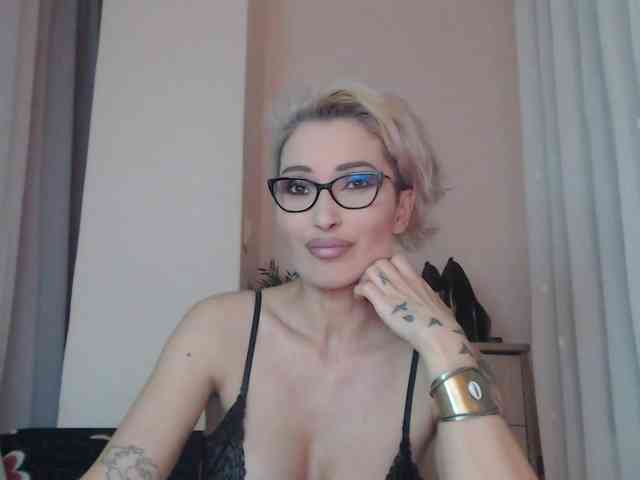 JADAPink webcam