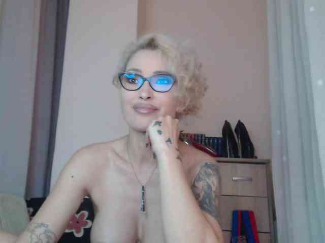 JADAPink webcam