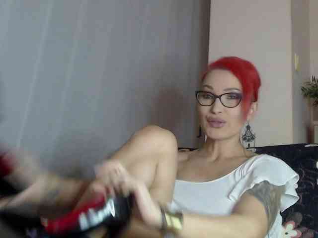 JADAPink webcam
